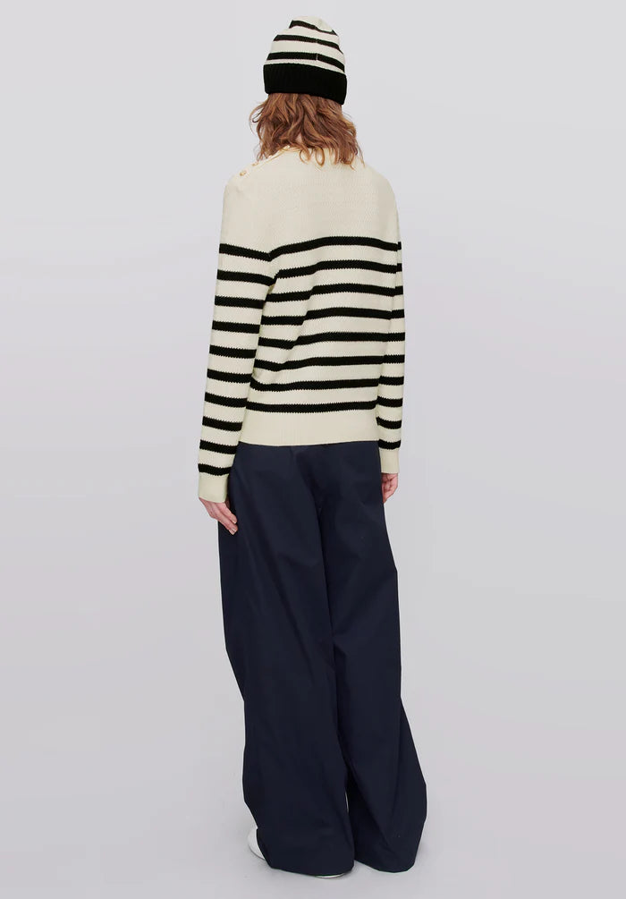 Pull LEA écru/drak navy