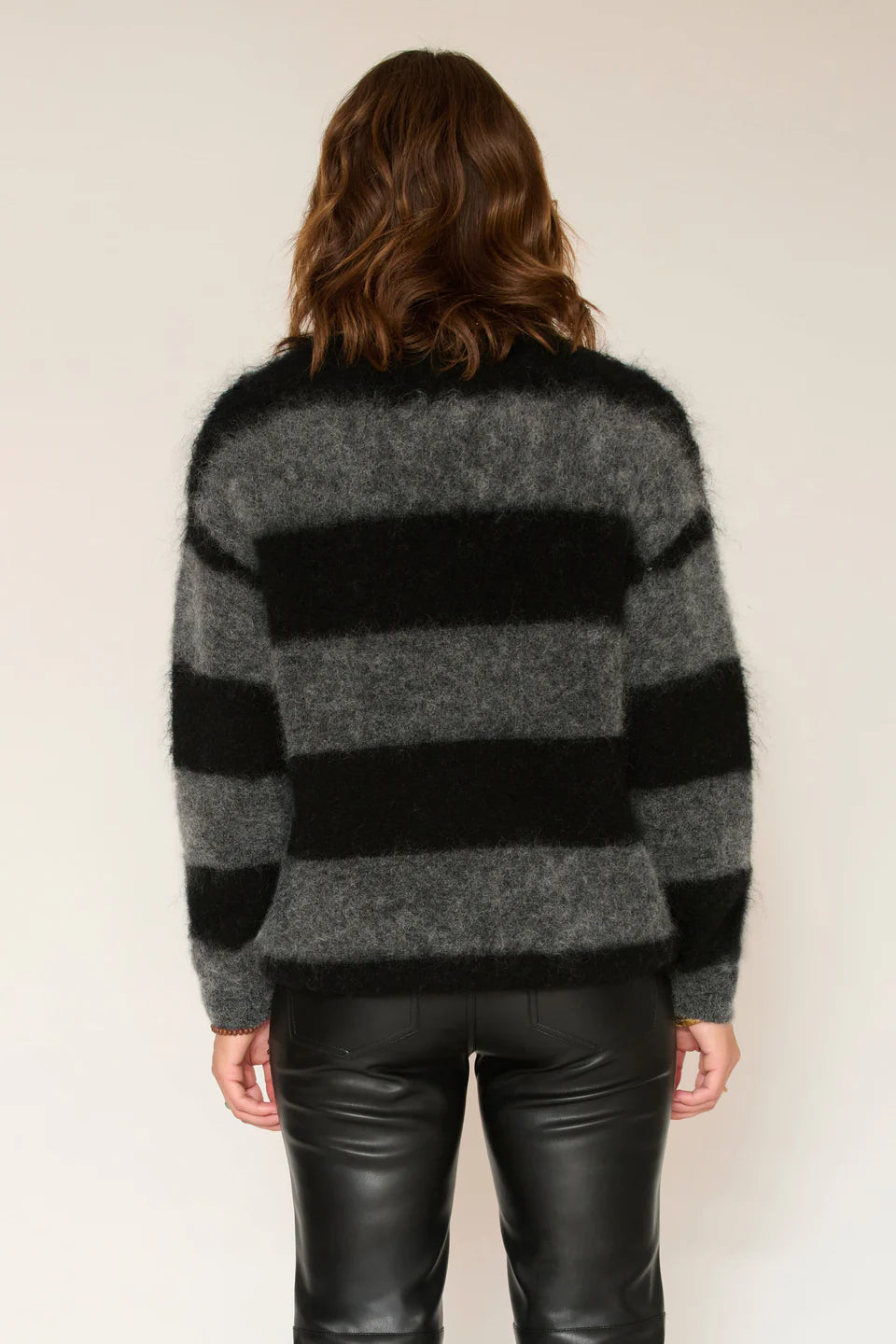 Pull KAIDEN gris