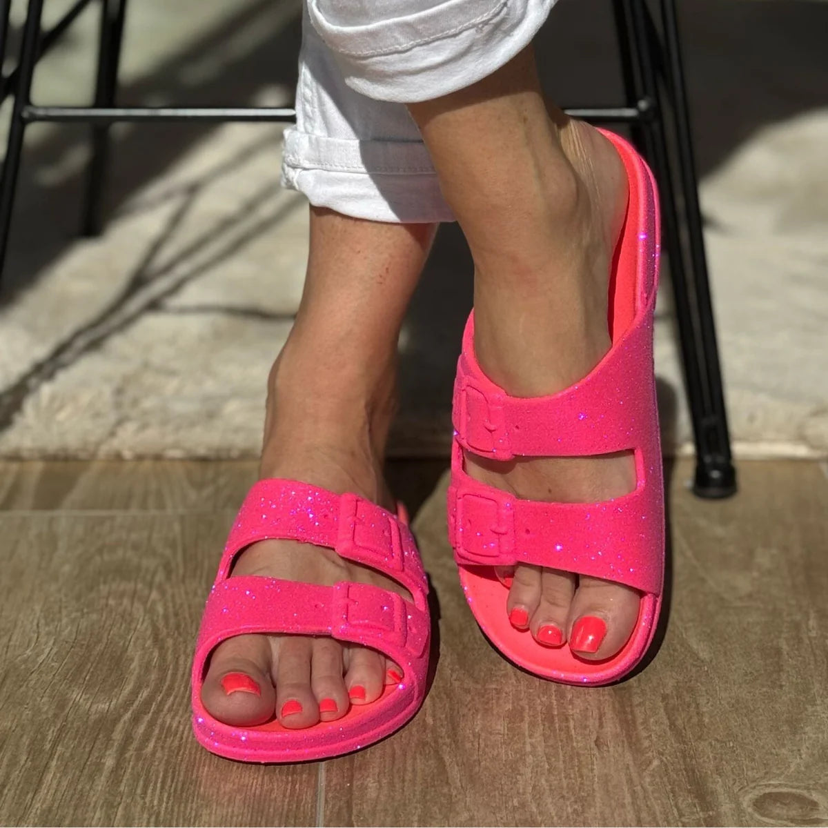 Sandale NEON rose fluo